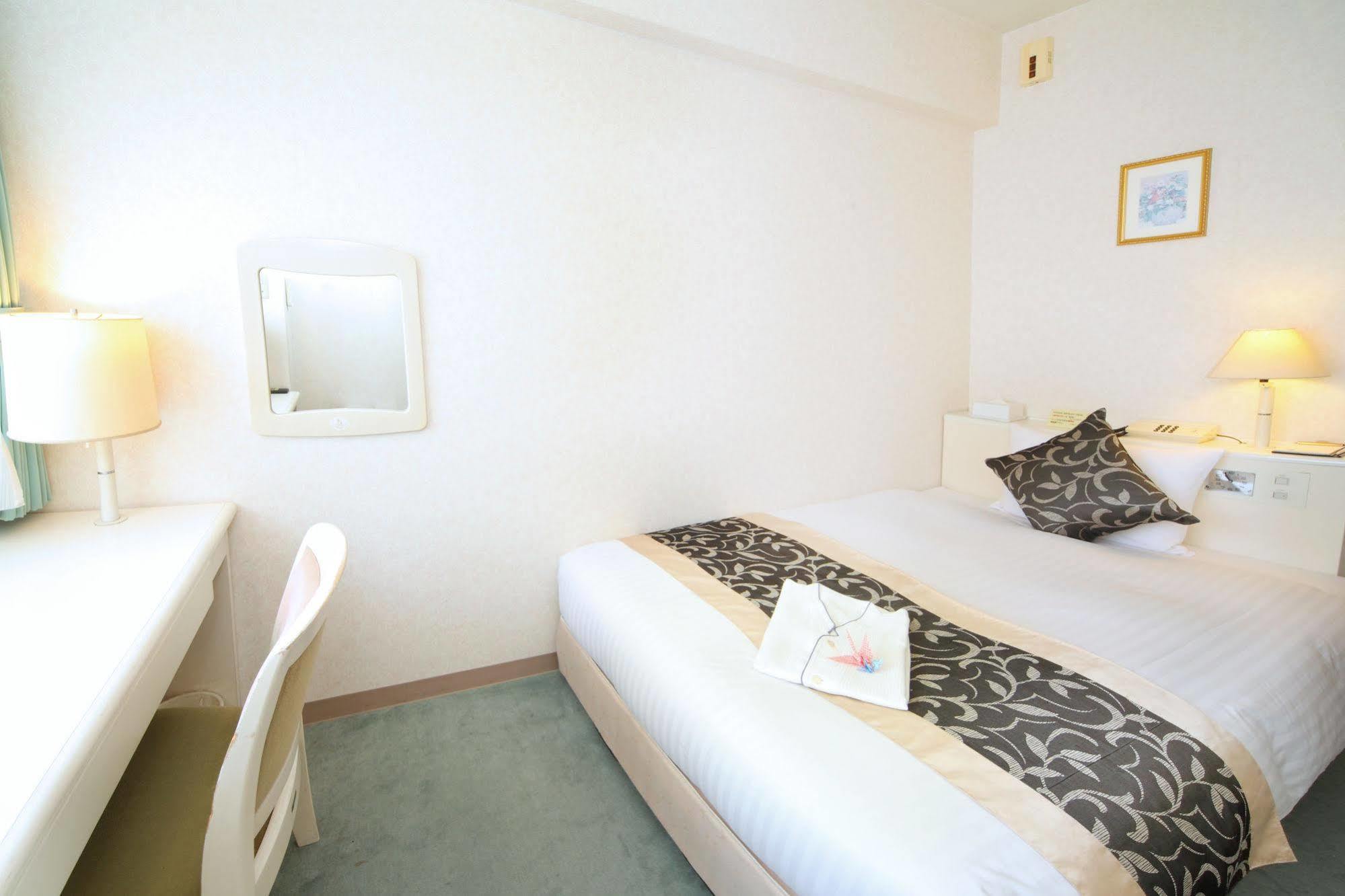 Hotel Chatelet Inn Kioto Zewnętrze zdjęcie