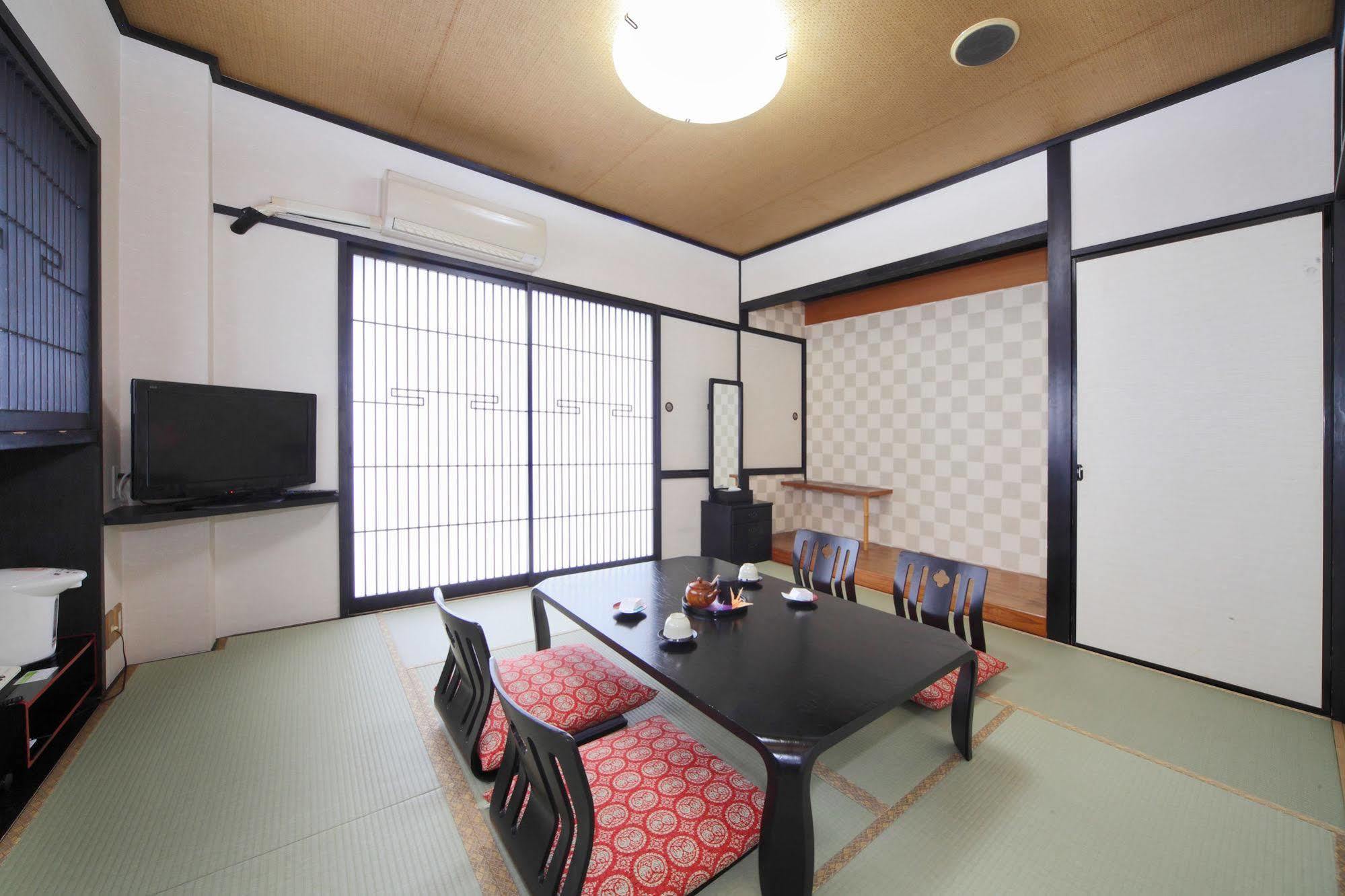 Hotel Chatelet Inn Kioto Zewnętrze zdjęcie